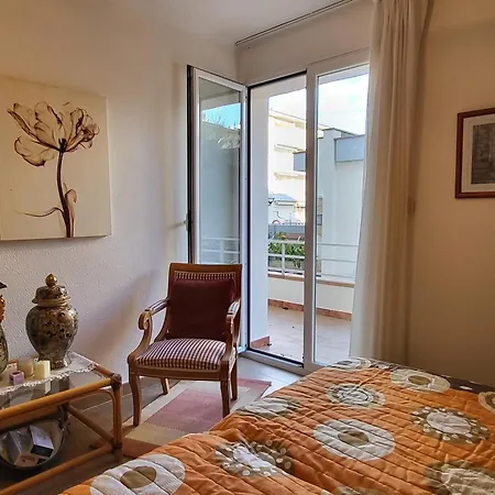 En Planta Baja Con Piscina, A 600m De Playa Y Centro En - Es-323-39 *